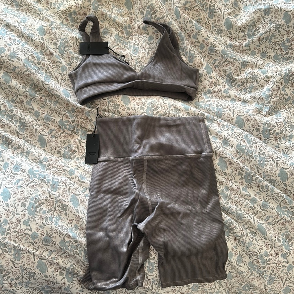 CARBON 38 SILVER SET